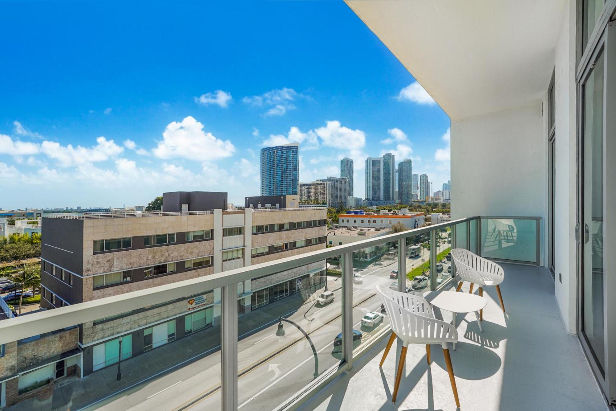 Quadro Residences By Ionica Miami Eksteriør billede